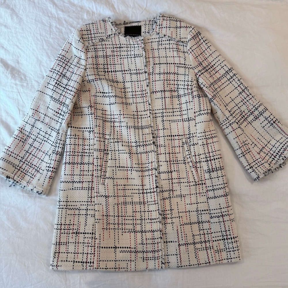 Banana Republic Tweed “Chanel-like” Collarless Jacket Size M